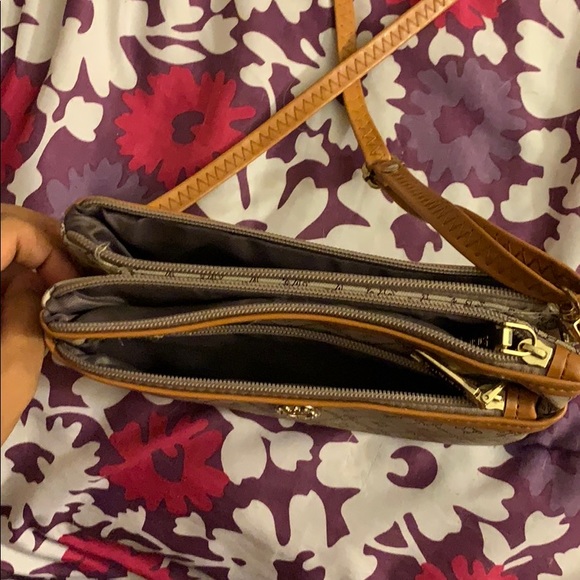 Purse - Picture 2 of 3